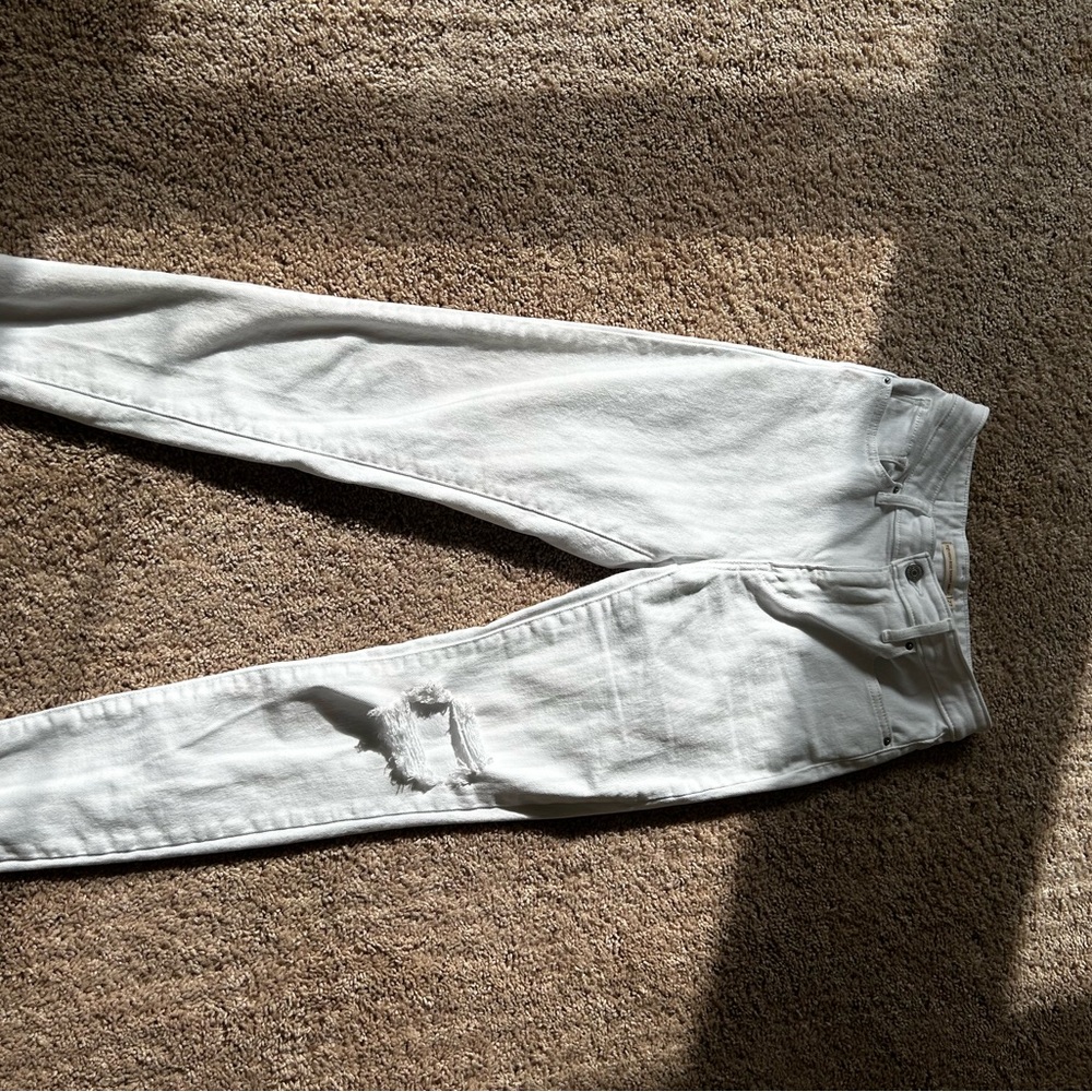 Levi's White Jeans with Brown Label